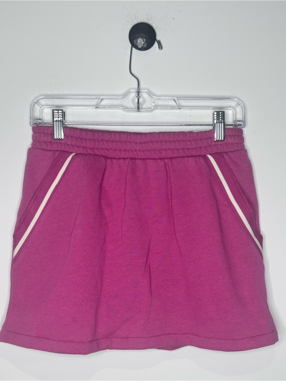 NWT PINK Victoria’s Secret Ivy Fleece Mini Skirt Pink Built-In Shorts Size Small